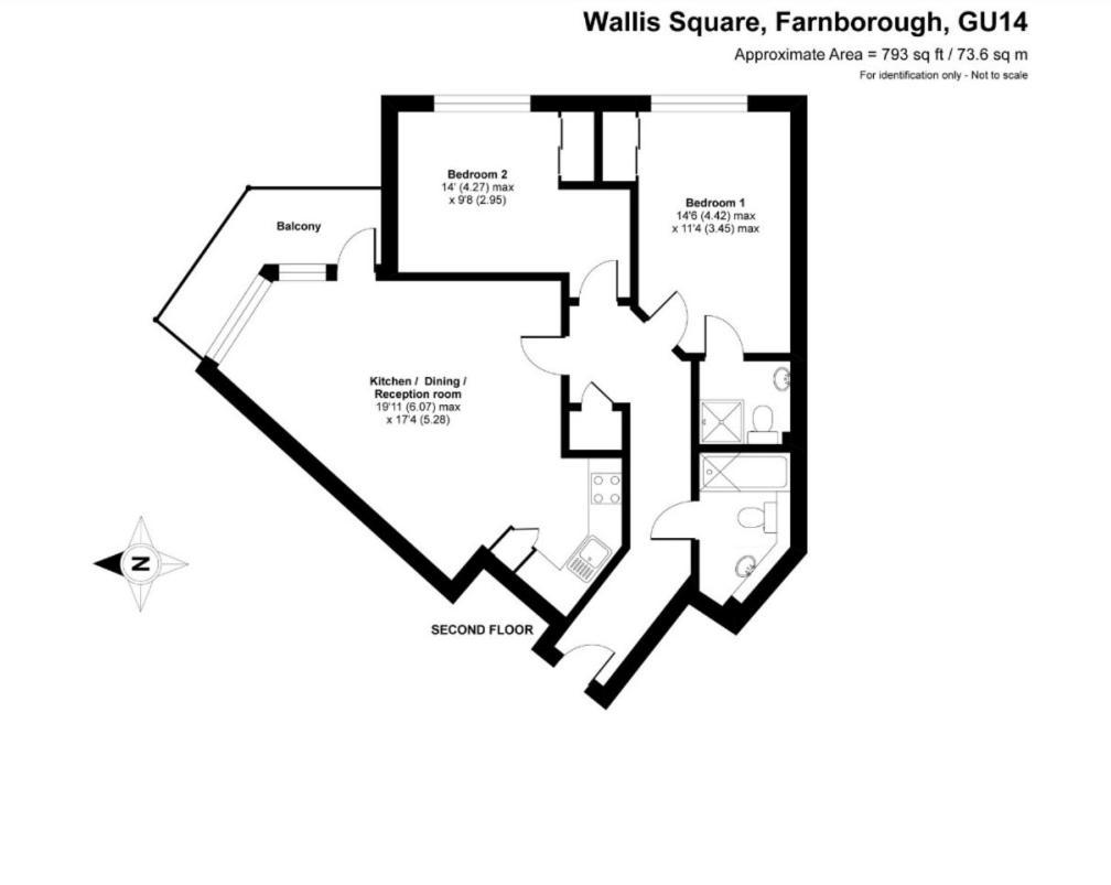 Luxury Apartments - Wallis Square, Farnborough Фарнбъро Екстериор снимка